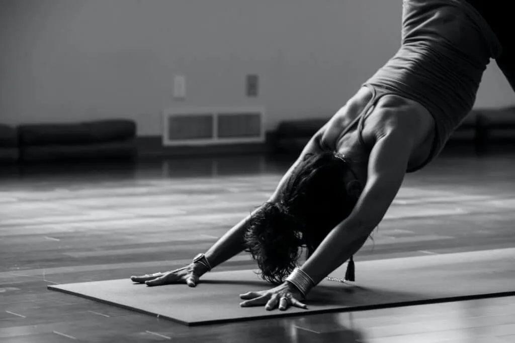 Les bienfaits insoupçonnés du yoga pour les sportifs de haut niveau