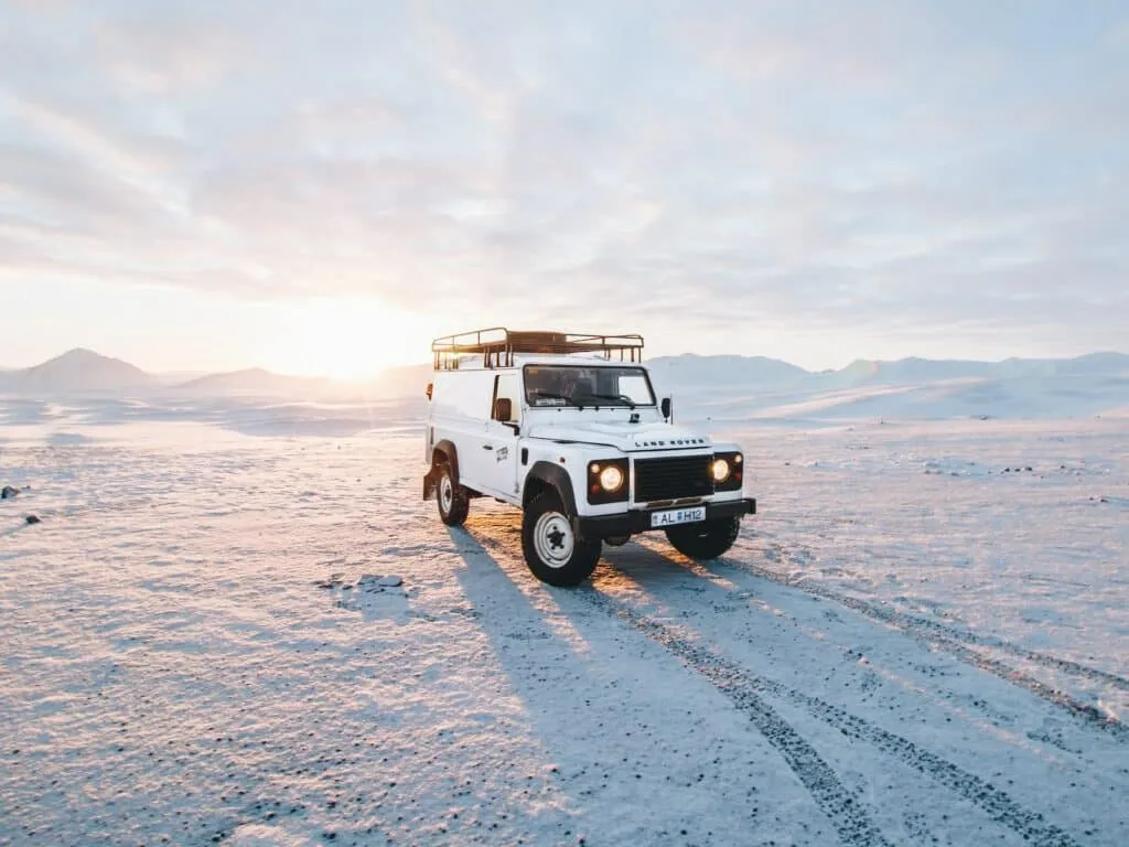 Faire un road trip en Islande hors saison : avantages et astuces