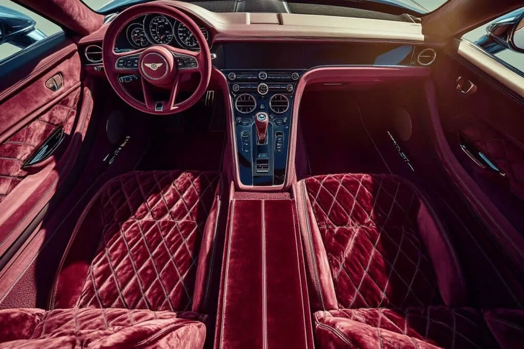 Tapis de sol voiture en velours : luxe et confort pour l’intérieur
