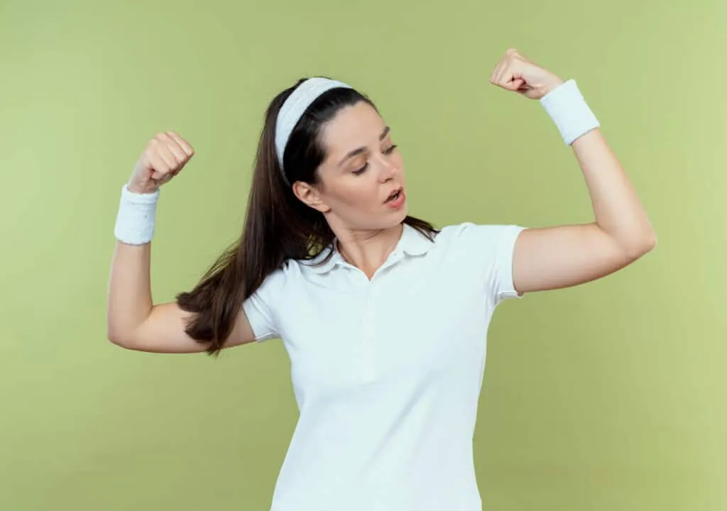 Gagnez en force musculaire avec ces exercices de bras sans poids